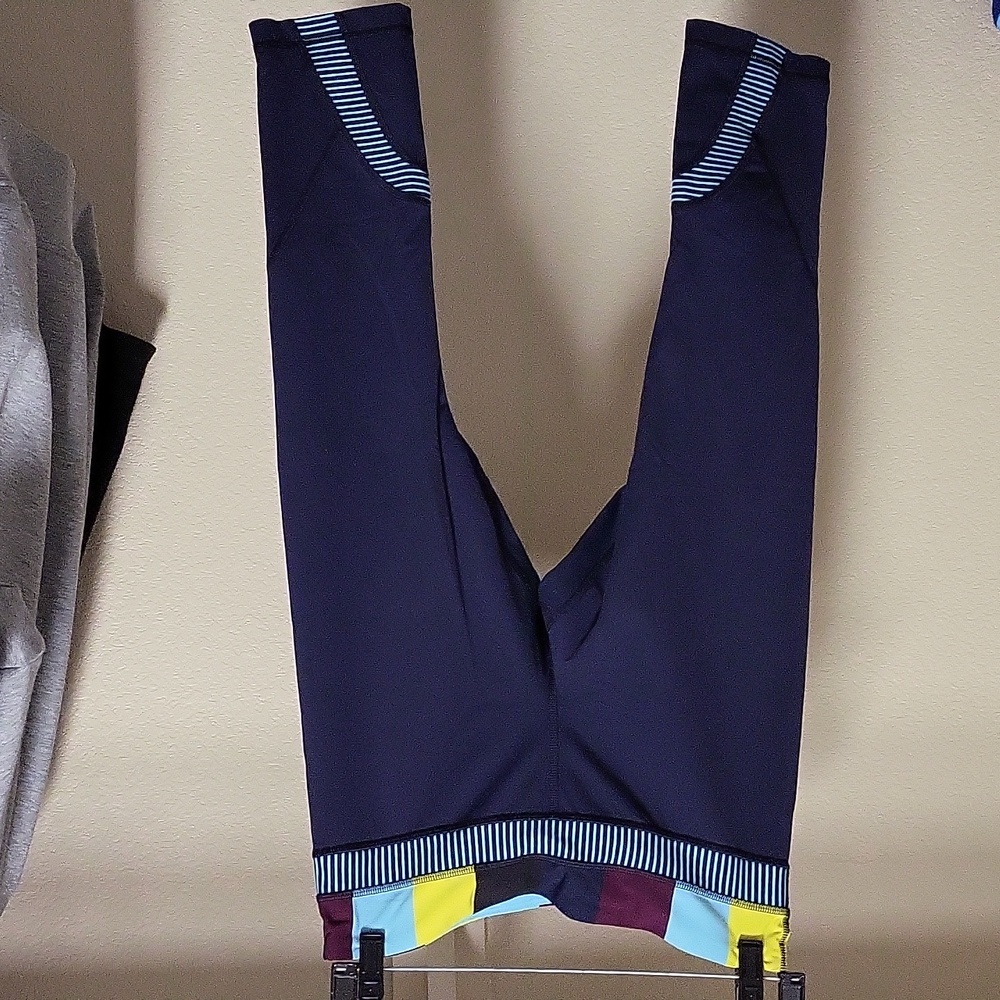 Lululemon Capri Athletic Wear Inspire Crop